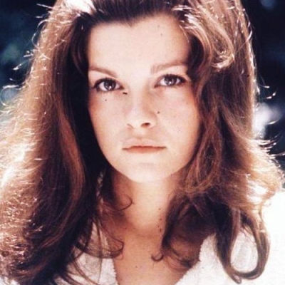 Geneviève Bujold image